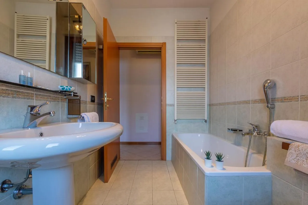 Parco Del Velodromo Comfortable Apartment Bologna Italy
