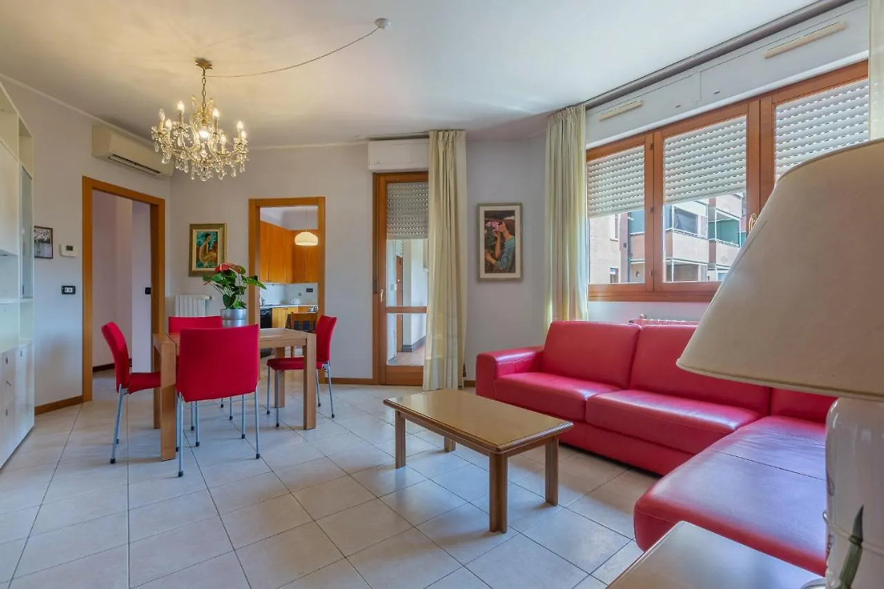 Parco Del Velodromo Comfortable Apartment 博洛尼亚
